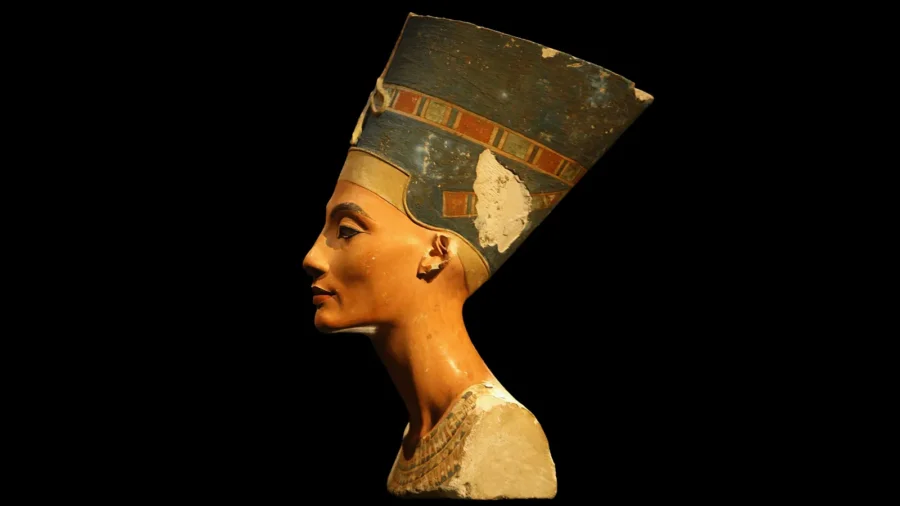 Майстерня Тутмоса. Ехнатон, Нефертіті - амарнський експресіонізм. Неакадемічне мистецтвознавство.